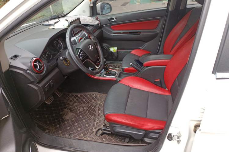 Used BAIC Senova X25 2015 1.5L Automatic Elite Model Left Front Seat