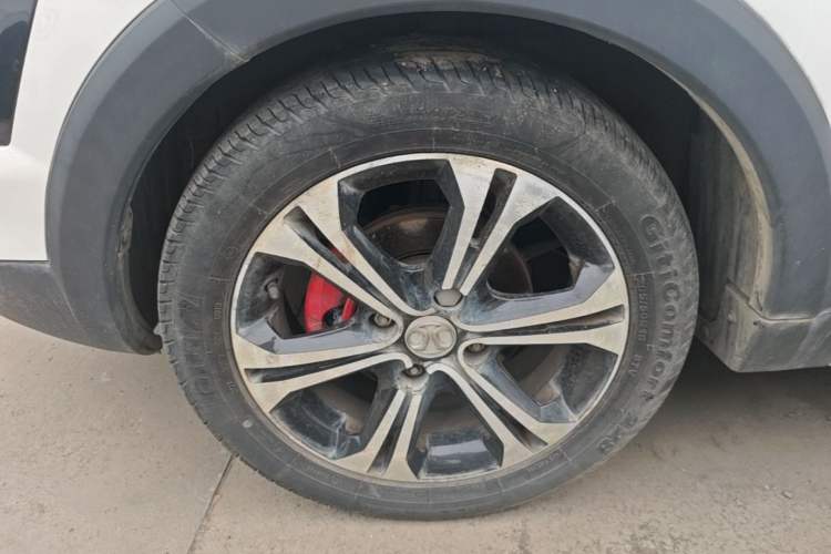 Used BAIC Senova X25 2015 1.5L Automatic Elite Model Left Front Wheel Hub