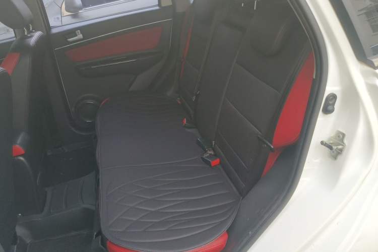 Used BAIC Senova X25 2015 1.5L Automatic Elite Model Left Rear Seat