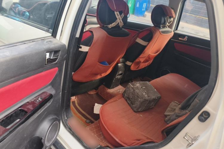 Used BAIC Senova X25 2015 1.5L Manual Elite Edition Left Rear Seat