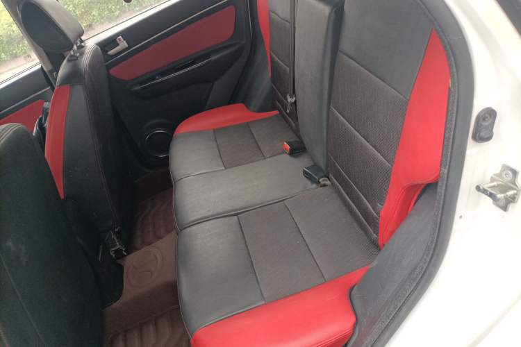 Used BAIC Senova X25 2015 1.5L Automatic Elite Model Left Rear Seat
