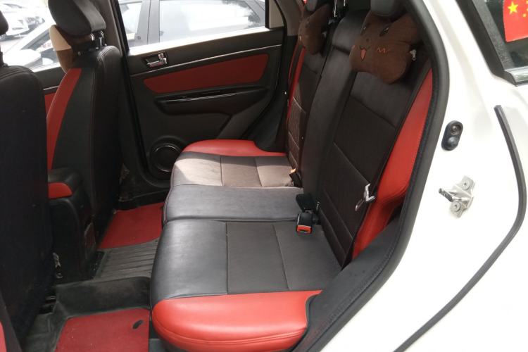 Used BAIC Senova X25 2015 1.5L Manual Elite Edition Left Rear Seat
