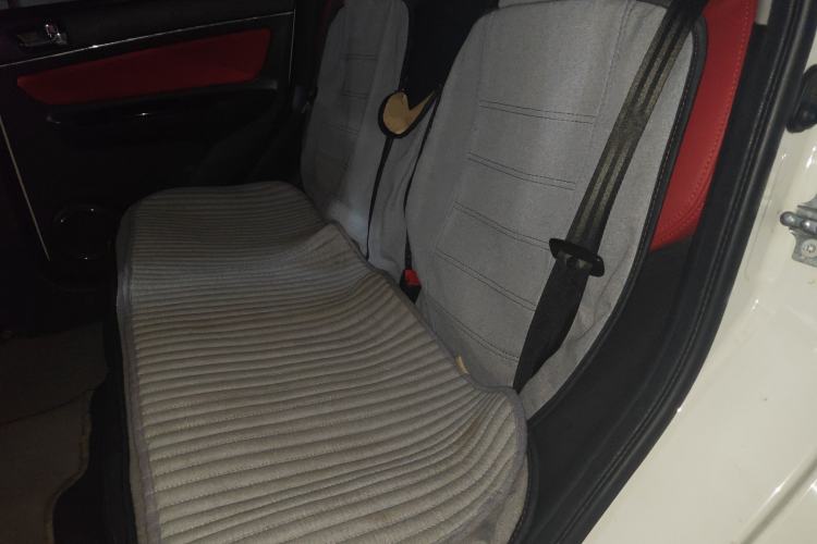 Used BAIC Senova X25 2015 1.5L Automatic Elite Model Left Rear Seat