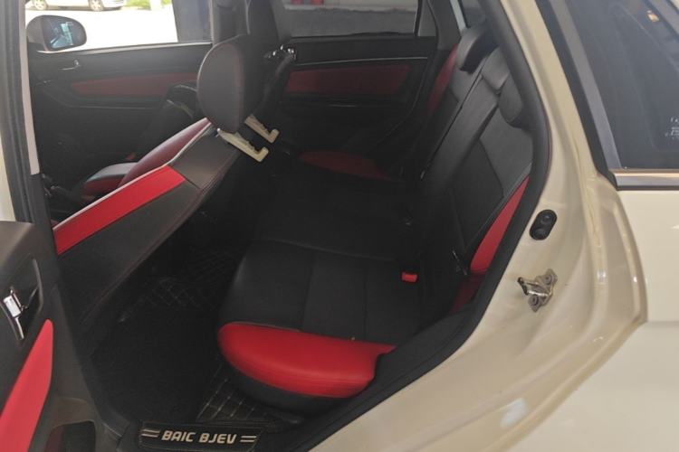 Used BAIC Senova X25 2015 1.5L Automatic Elite Model Left Rear Seat