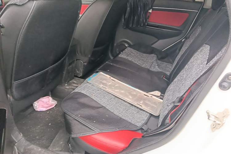 Used BAIC Senova X25 2015 1.5L Automatic Elite Model Left Rear Seat
