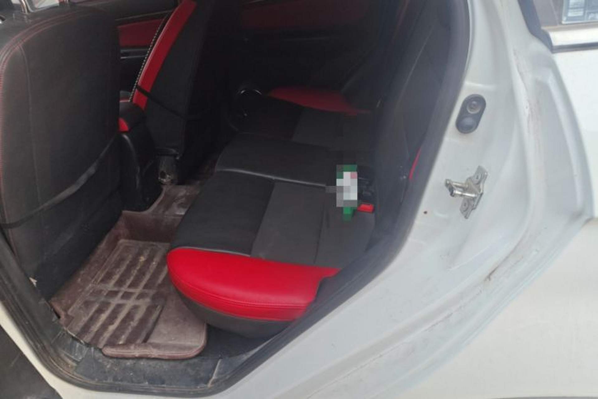 Used BAIC Senova X25 2015 1.5L Manual Elite Edition Left Rear Seat