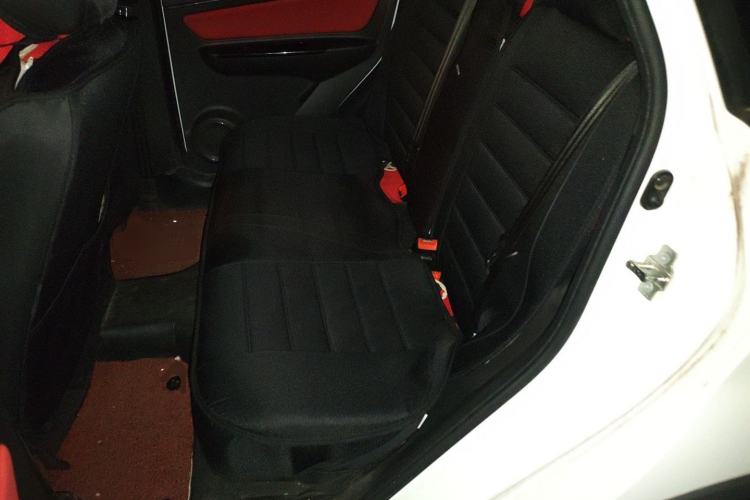 Used BAIC Senova X25 2015 1.5L Automatic Elite Model Left Rear Seat