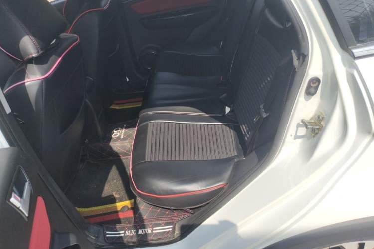 Used BAIC Senova X25 2015 1.5L Manual Elite Edition Left Rear Seat