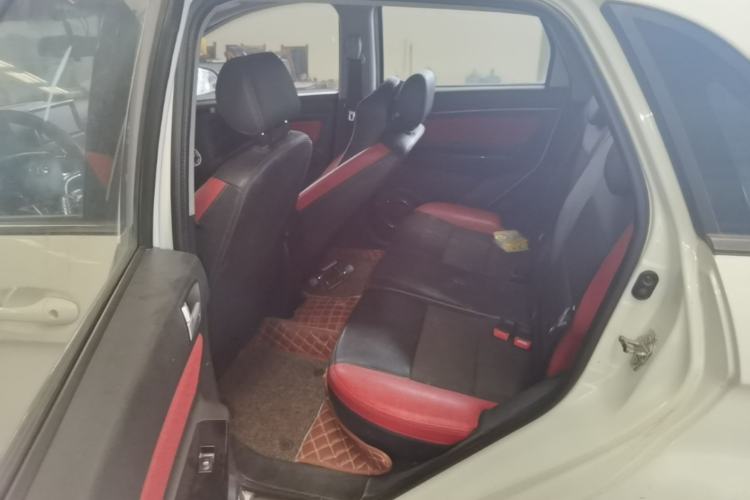 Used BAIC Senova X25 2015 1.5L Manual Elite Edition Left Rear Seat