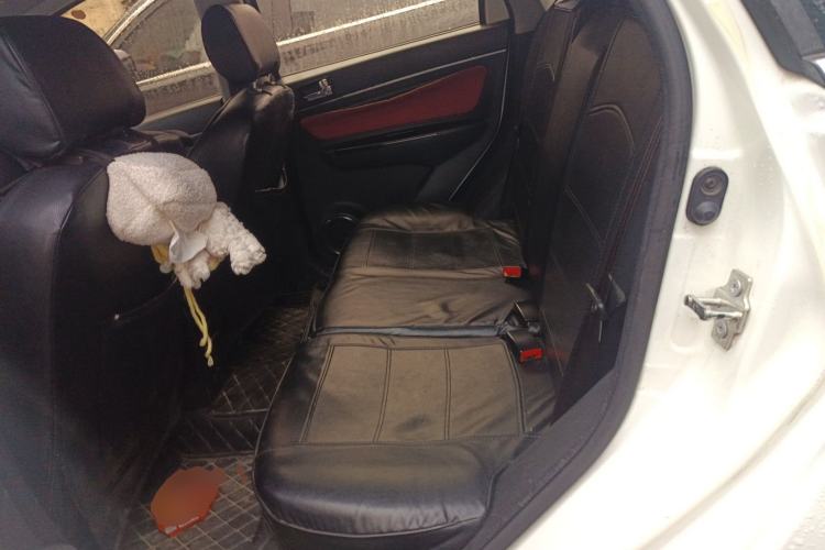 Used BAIC Senova X25 2015 1.5L Manual Elite Edition Left Rear Seat