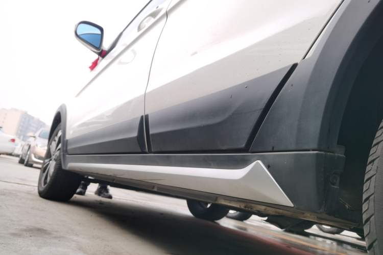 Used BAIC Senova X25 2015 1.5L Automatic Elite Model Left Side Sill