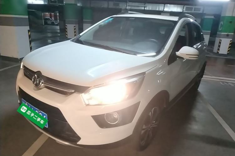 Gebrauchter BAIC Senova X25 2015 1.5L Manual Elite Edition Guazi used car, China used car export, Used car for sale, Used  cars, Cheapest cars for sale
