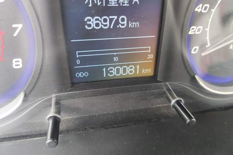 Used BAIC Senova X25 2015 1.5L Automatic Elite Model Odometer Close Up