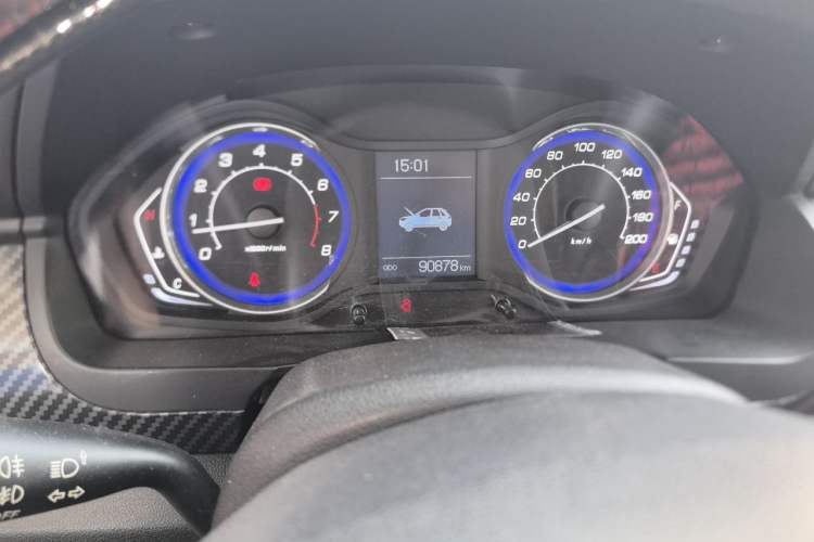 Used BAIC Senova X25 2015 1.5L Manual Elite Edition Odometer Close Up