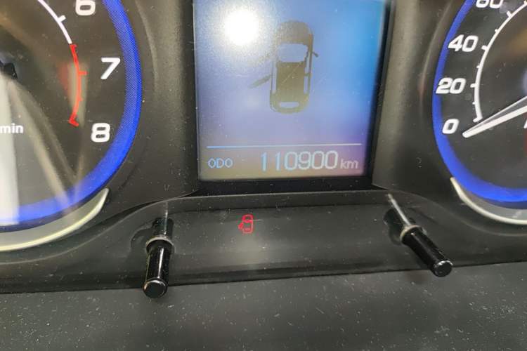 Used BAIC Senova X25 2015 1.5L Automatic Elite Model Odometer Close Up