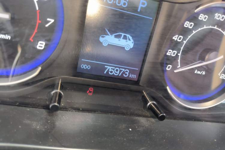 Used BAIC Senova X25 2015 1.5L Automatic Elite Model Odometer Close Up