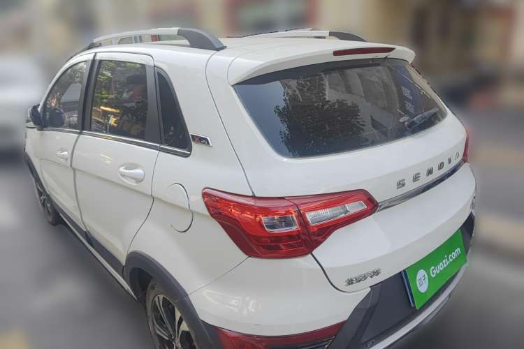 Used BAIC Senova X25 2015 1.5L Manual Elite Edition Rear Left 45 Deg