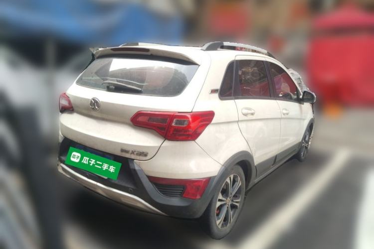 Used BAIC Senova X25 2015 1.5L Manual Elite Edition Rear Right 45 Deg