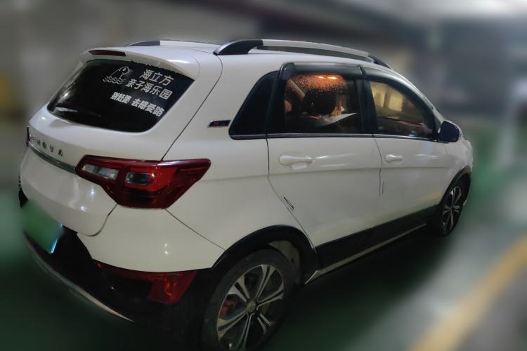 Used BAIC Senova X25 2015 1.5L Manual Elite Edition Rear Right 45 Deg