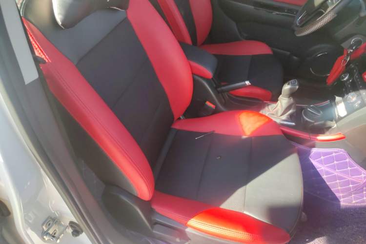 Used BAIC Senova X25 2015 1.5L Manual Elite Edition Right Front Seat