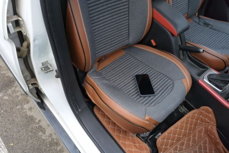 Used BAIC Senova X25 2015 1.5L Automatic Elite Model Right Front Seat