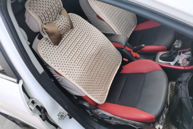Used BAIC Senova X25 2015 1.5L Automatic Elite Model Right Front Seat