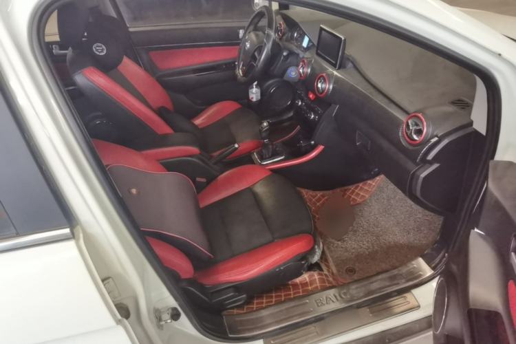 Used BAIC Senova X25 2015 1.5L Manual Elite Edition Right Front Seat