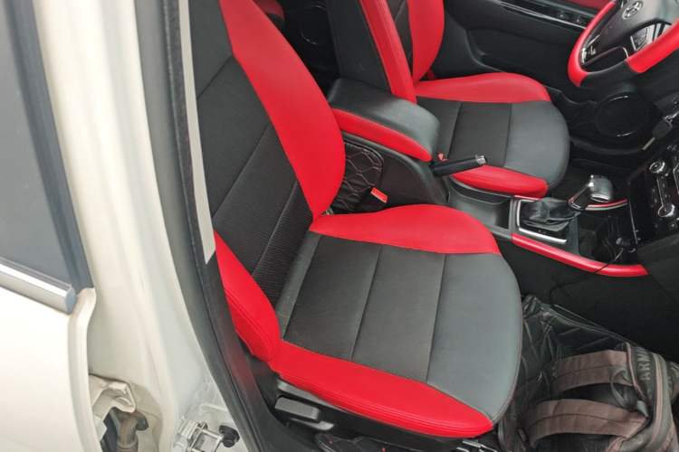 Used BAIC Senova X25 2015 1.5L Automatic Elite Model Right Front Seat
