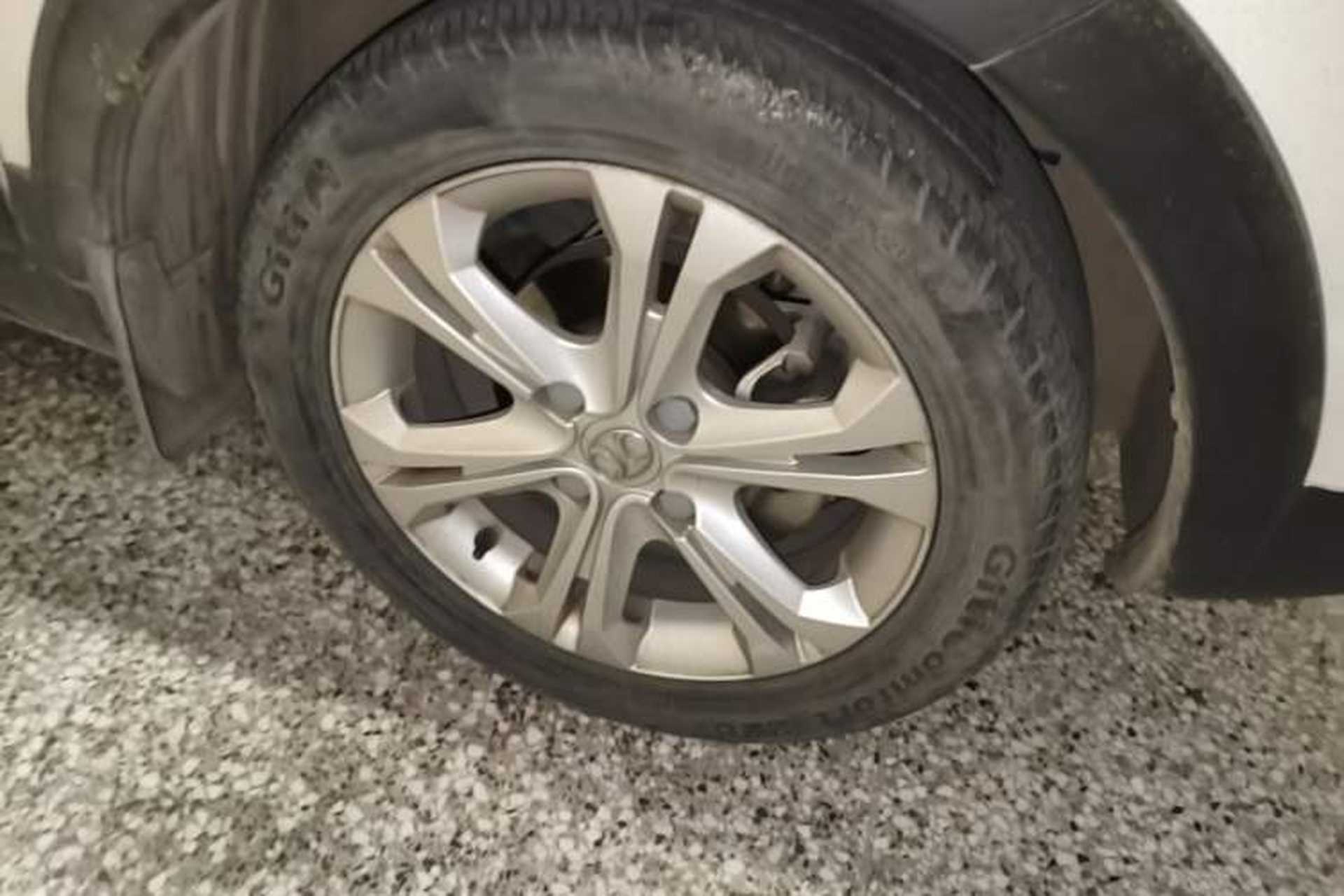 Used BAIC Senova X25 2015 1.5L manual Comfort trim level Right Front Wheel Hub