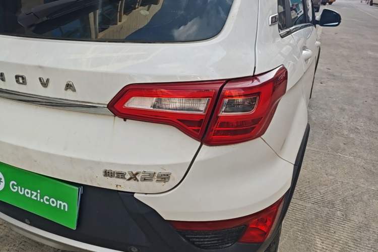 Used BAIC Senova X25 2015 1.5L Manual Elite Edition Right Rear Taillight
