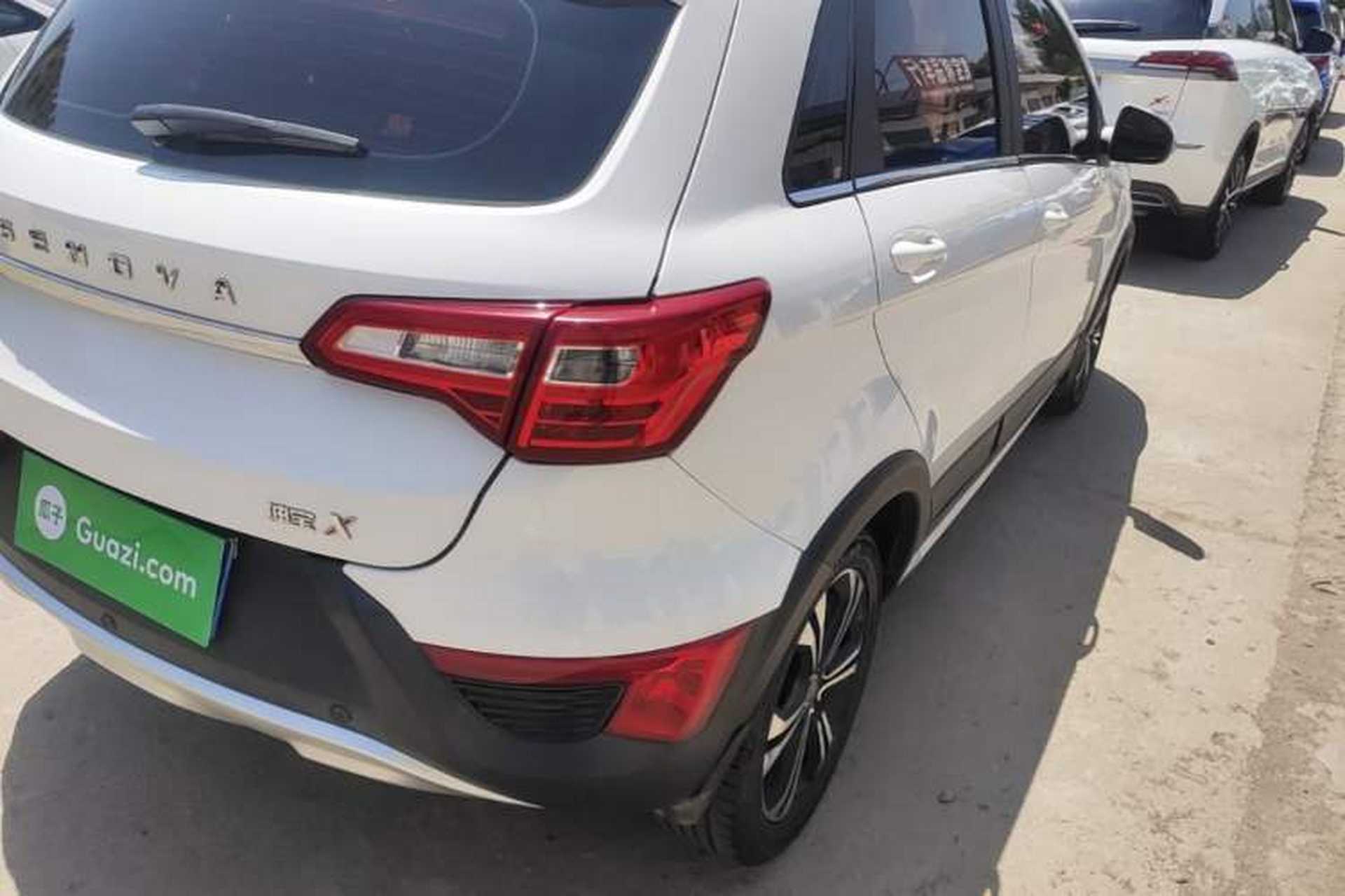Used BAIC Senova X25 2015 1.5L Automatic Elite Model Right Rear Taillight