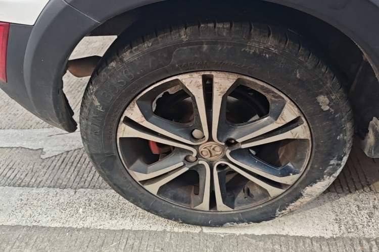 Used BAIC Senova X25 2015 1.5L Manual Elite Edition Right Rear Wheel Hub