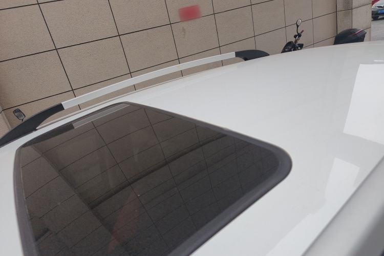 Used BAIC Senova X25 2015 1.5L Automatic Elite Model Roof
