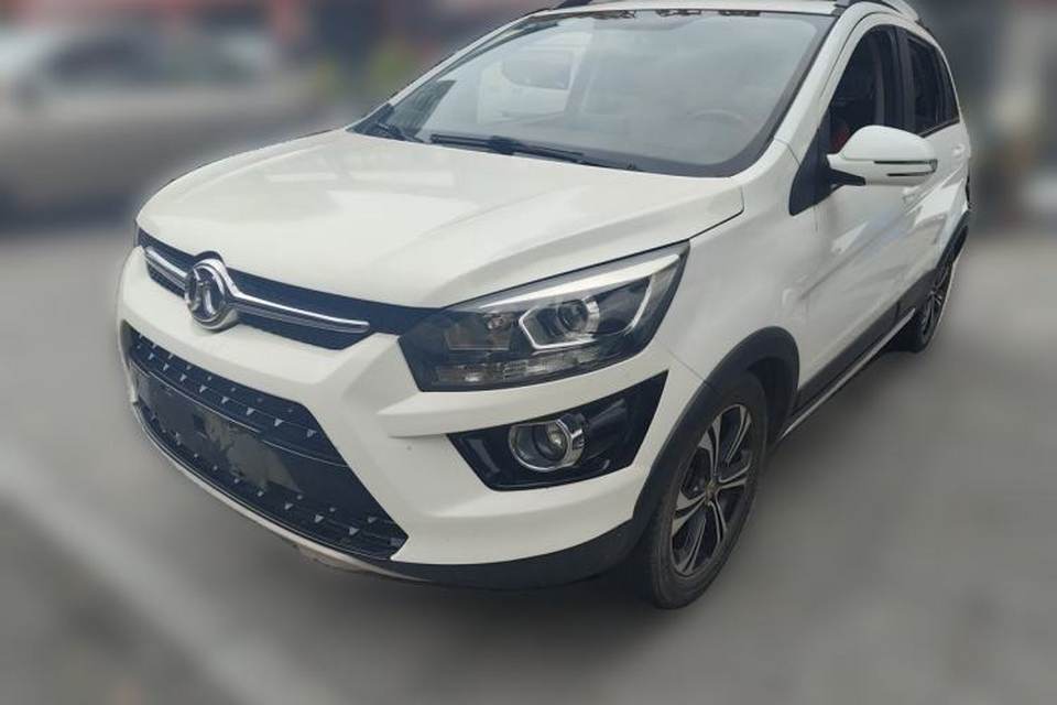 BAIC Senova X25 2015