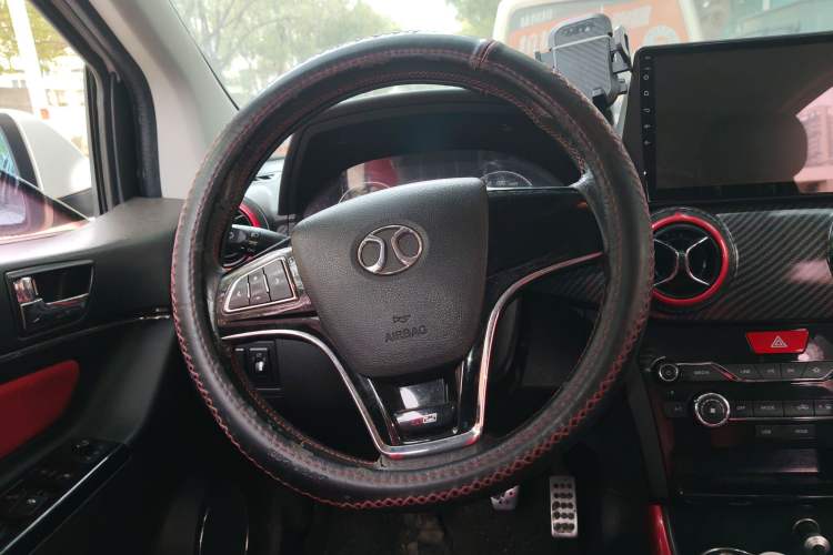 Used BAIC Senova X25 2015 1.5L Manual Elite Edition Steering Wheel