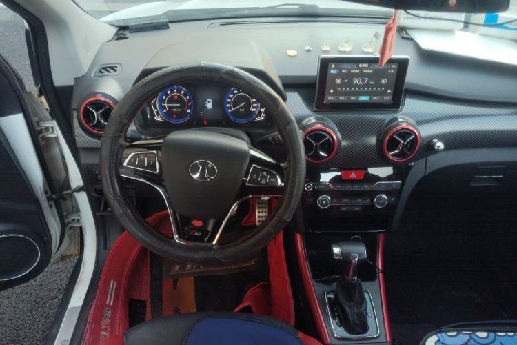 Used BAIC Senova X25 2015 1.5L Automatic Elite Model Steering Wheel