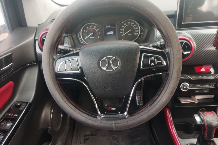 Used BAIC Senova X25 2015 1.5L Automatic Elite Model Steering Wheel