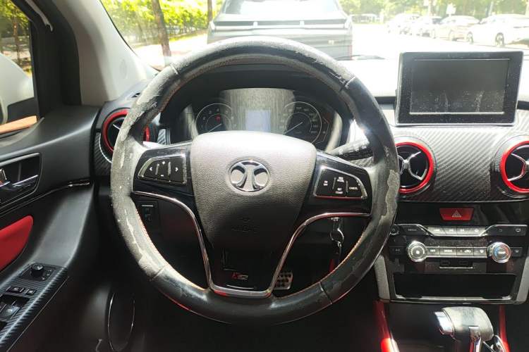 Used BAIC Senova X25 2015 1.5L Automatic Elite Model Steering Wheel
