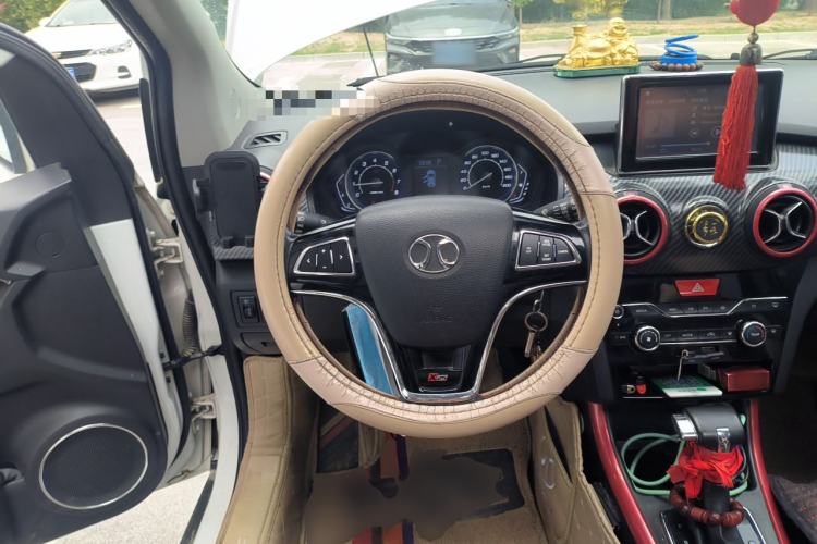 Used BAIC Senova X25 2015 1.5L Automatic Elite Model Steering Wheel