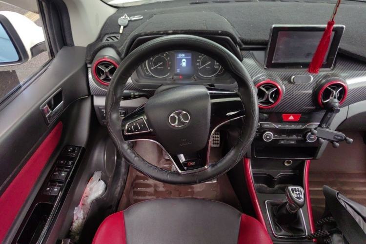 Used BAIC Senova X25 2015 1.5L Manual Elite Edition Steering Wheel