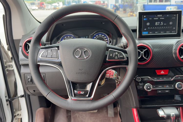 Used BAIC Senova X25 2015 1.5L Automatic Elite Model Steering Wheel