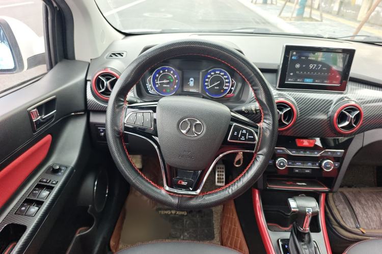 Used BAIC Senova X25 2015 1.5L Automatic Elite Model Steering Wheel