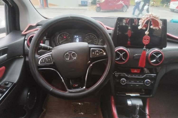 Used BAIC Senova X25 2015 1.5L Automatic Elite Model Steering Wheel