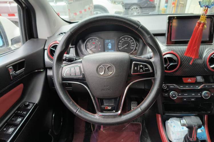 Used BAIC Senova X25 2015 1.5L Automatic Elite Model Steering Wheel