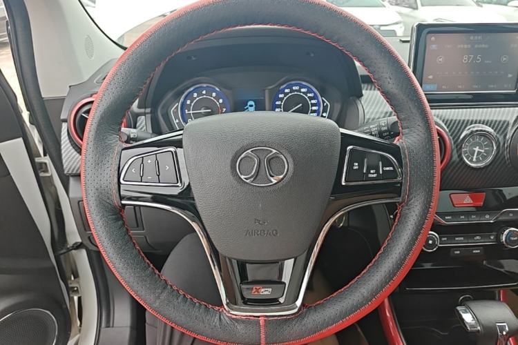 Used BAIC Senova X25 2015 1.5L Automatic Elite Model Steering Wheel