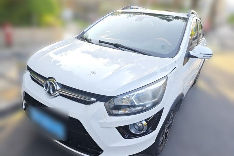 Used BAIC Senova X25 2015 1.5L automatic luxury version Guazi used car, China used car export, Used car for sale, Used  cars, Cheapest cars for sale