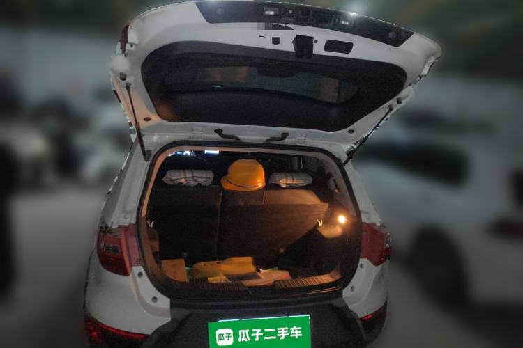 Used BAIC Senova X25 2015 1.5L Manual Elite Edition Trunk