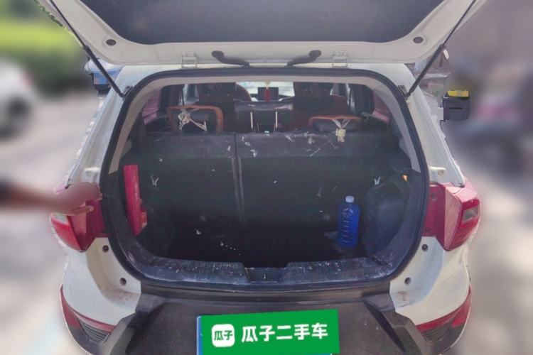 Used BAIC Senova X25 2015 1.5L Manual Elite Edition Trunk