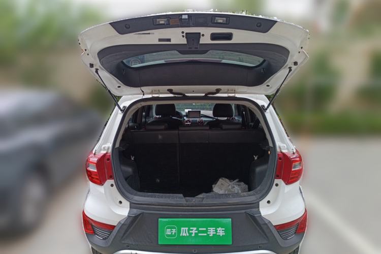 Used BAIC Senova X25 2015 1.5L Automatic Elite Model Trunk