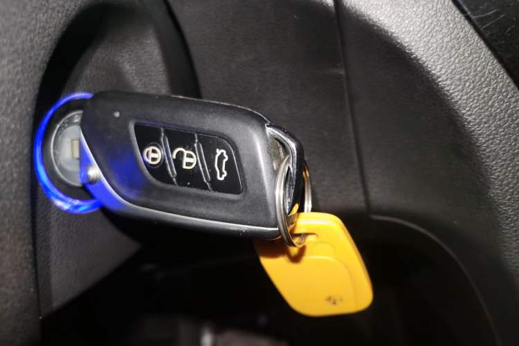 Used BAIC Senova X25 2015 1.5L manual Comfort trim level Vehicle Key